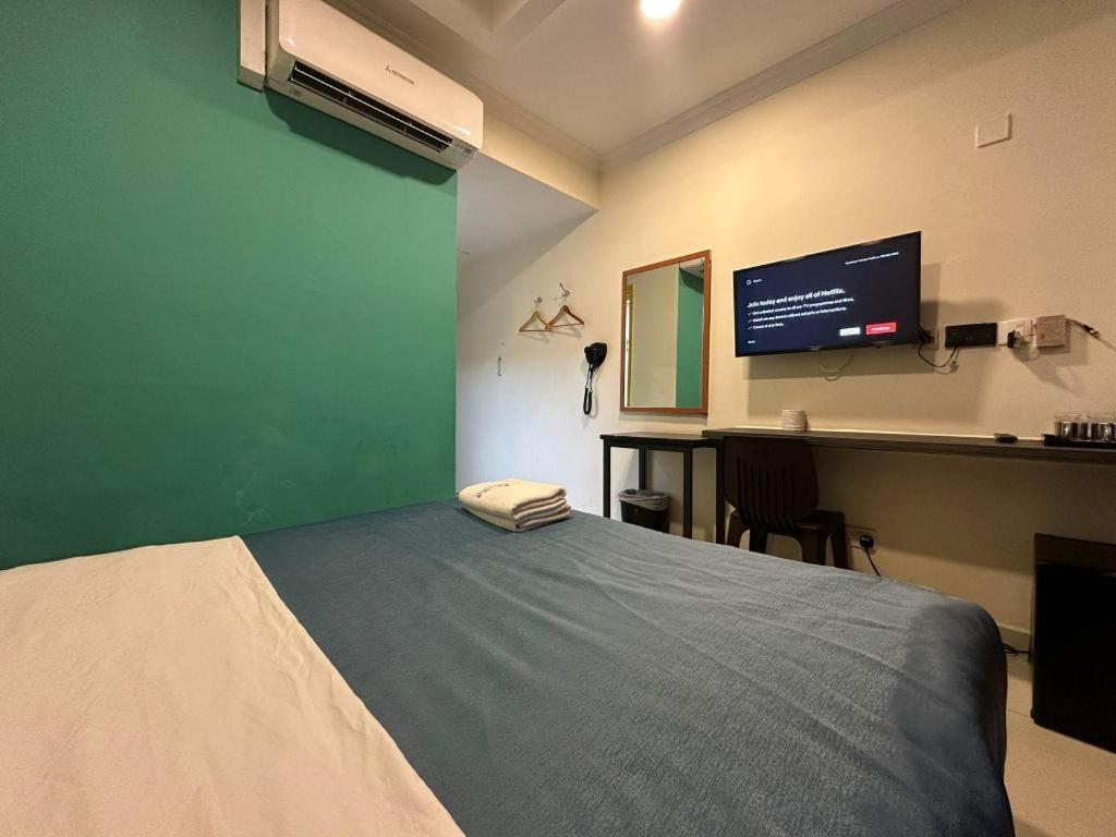 Hotel Darlene 2*